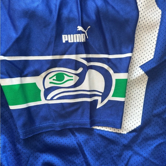 VTG Seattle Seahawks #8 Matt Hasselbeck Rare Puma Youth Jersey Size: L (14-16) - Picture 5 of 6